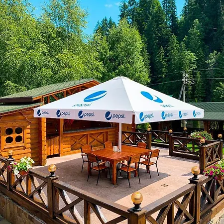 Forest House Hotel 2*