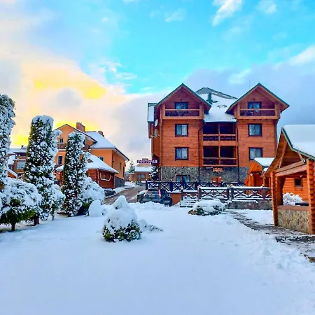 Forest House 2* Tatariv