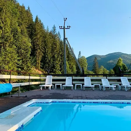 Forest House Hotel 2*