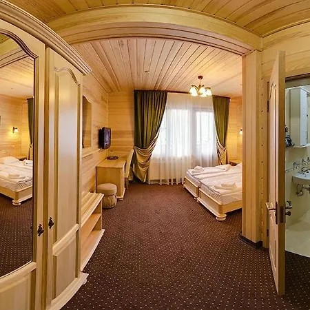 Forest House Tatariv