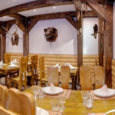 форест-хаус Отель Татаров