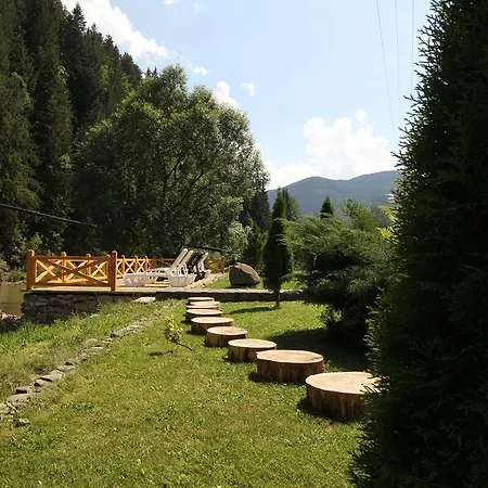 Hotel Forest House 2*