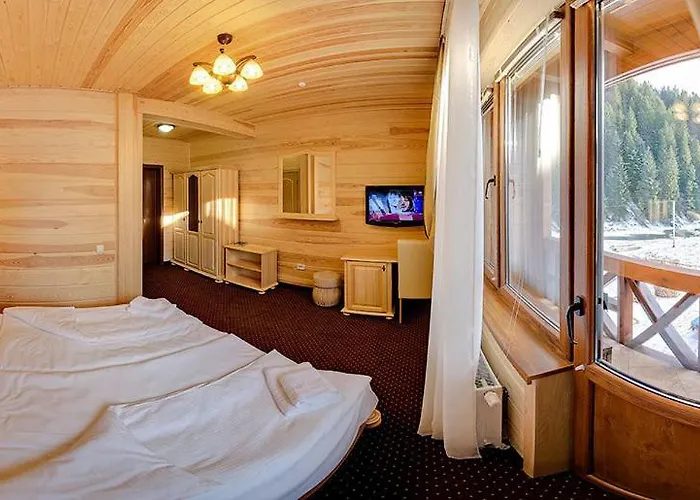 Forest House Hotel