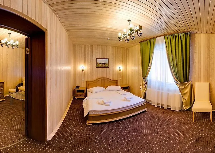 Forest House Tatariv