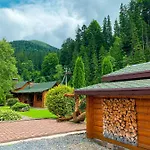 Forest House 2* Tatariv