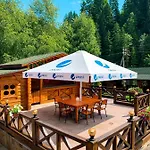 Forest House Hotel 2*