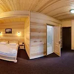 Forest House Hotel
