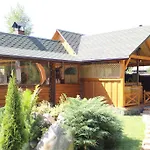 Forest House 2* Tatariv