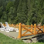 Forest House Hotel 2*