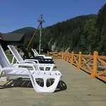 Hotel Forest House 2*