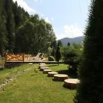 Hotel Forest House 2*