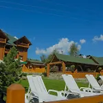 Hotel Forest House Tatariv