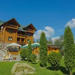 Forest House Tatariv