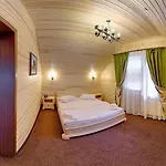 Forest House Hotel 2*