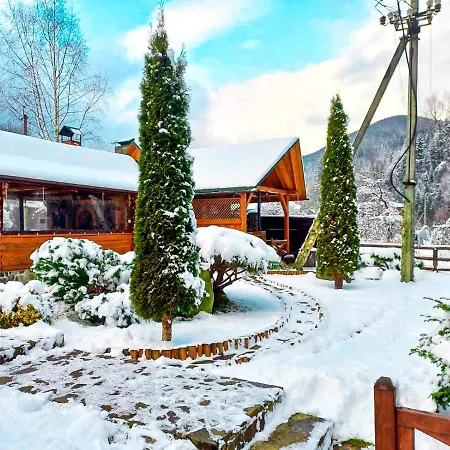 Ξενοδοχείο Forest House 2*
