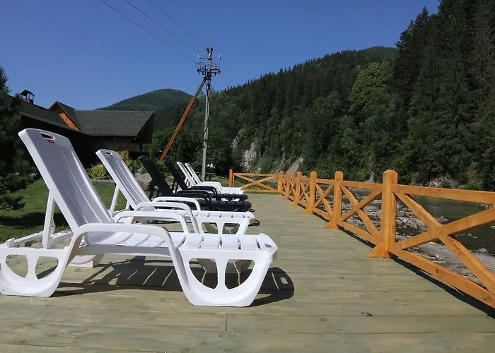 Ξενοδοχείο Forest House 2*