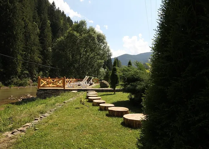 Ξενοδοχείο Forest House 2*